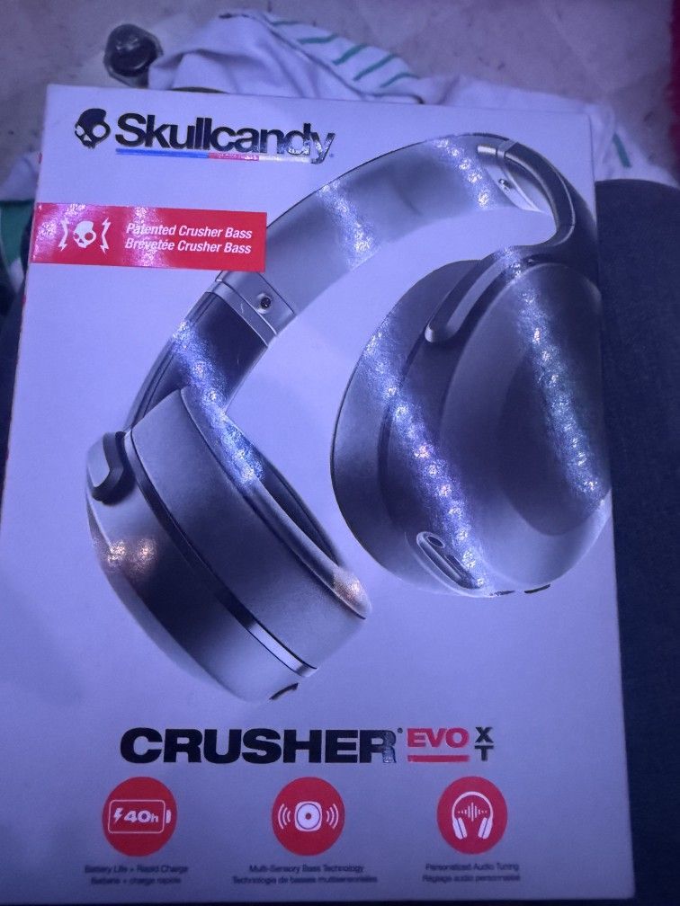 Skullcandy Crusher Evo Xt Over The Ear Headphones.