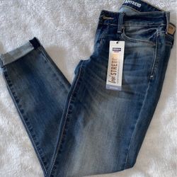 Denizen From Levi’s Jeans