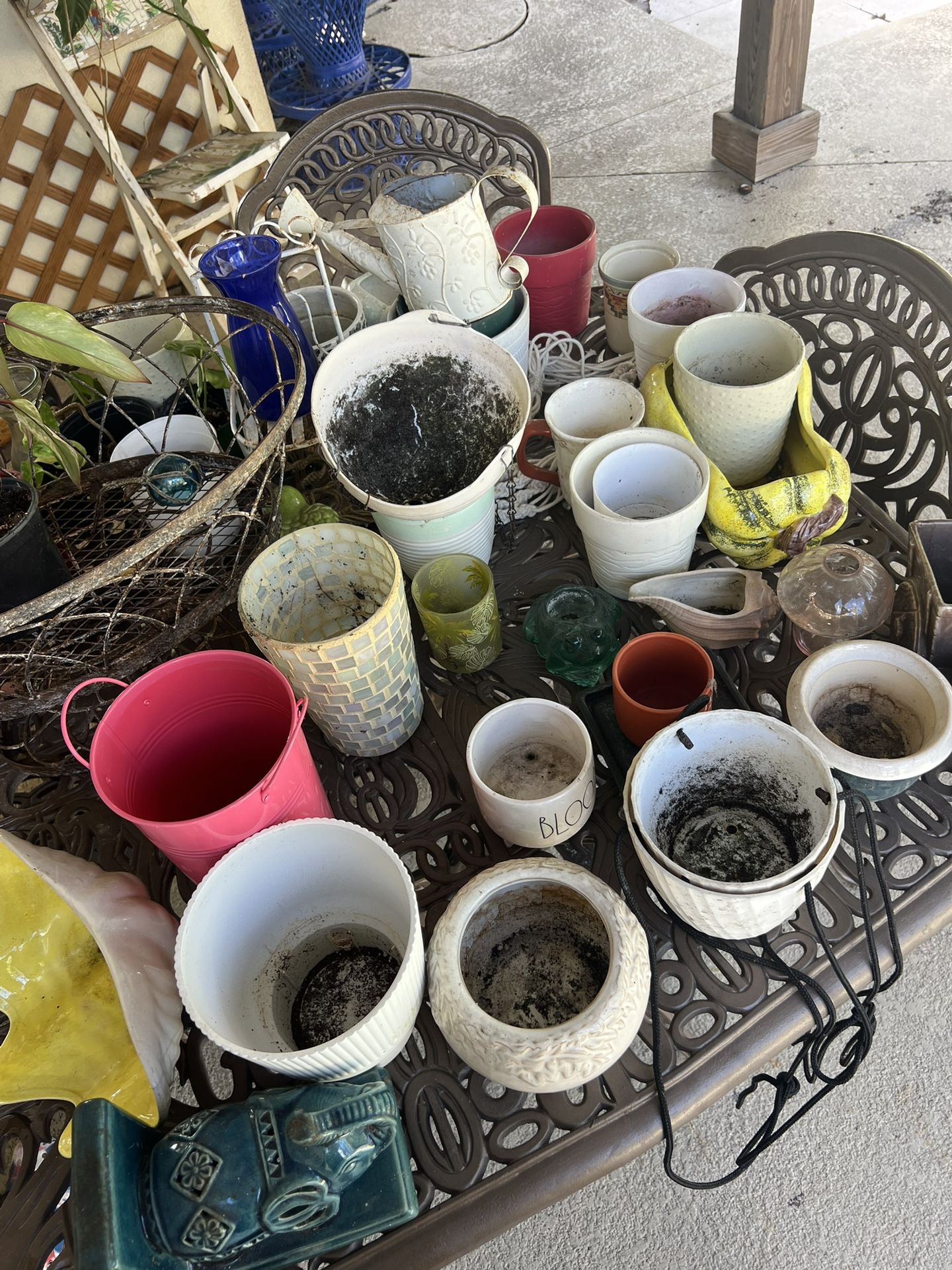 Plant pots & decor between $1-$5 each