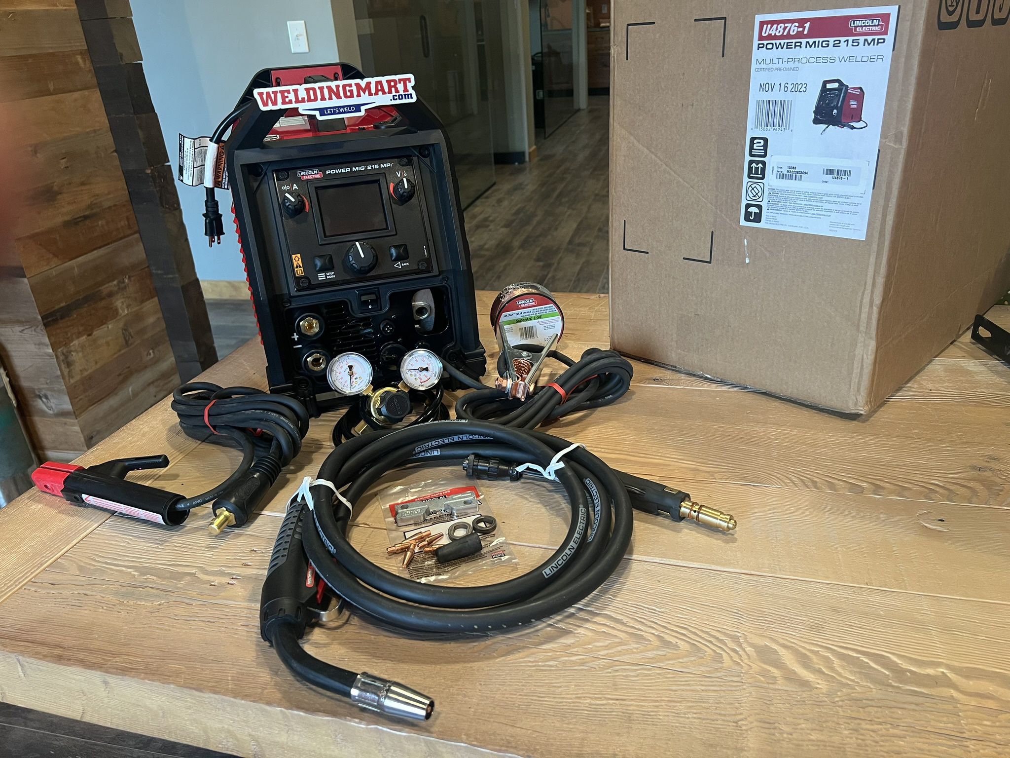 Lincoln Power MIG 215 MPI Multi Process Welder Package