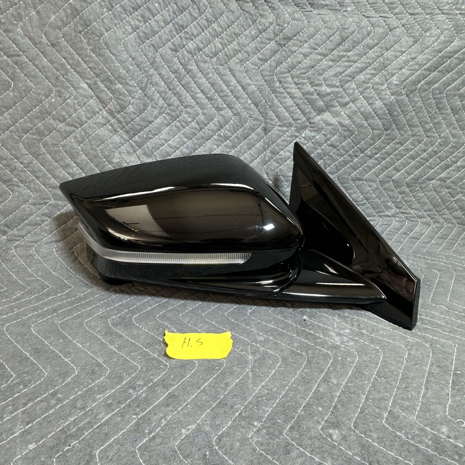 2022-2024 KIA EV6 GT-LINE RIGHT DOOR MIRROR GLOSS BLACK W/ TURN SIGNAL & CAMERA