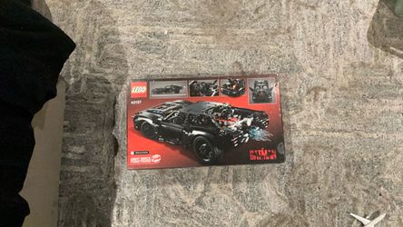 LEGO Technic The Batman Batmobile 42127