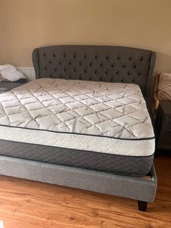Gray Tufted Upholstered Queen Bed Frame with Mattress