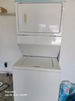 One pice whasher and dryer wirlpool