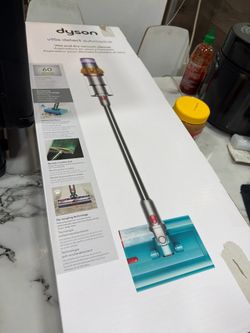 Dyson V15s