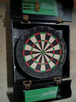 Darts game