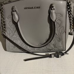 Micheal Kors Purse