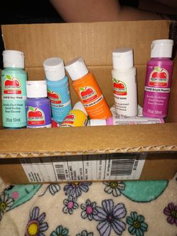 Professional acrylic art paint. Brand new.