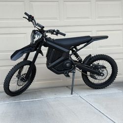 Raw Mantis X Electric Dirt Bike – Great Condition