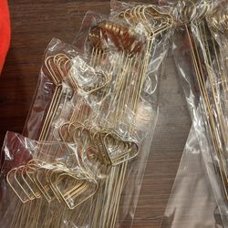 New Never Used 50 Pieces Floral Gold Metal Heart Card Holder