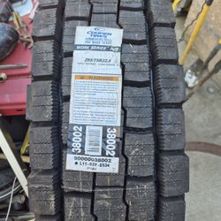 8 Cooper 295/75R22.5 Drive Tires