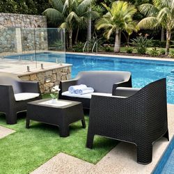 Set de patio - Loveseat con dos butacas y mesa -