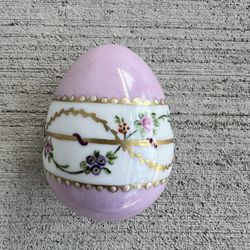 Artist Signed Hand Painted Porcelain Egg – Lenora Lana – 2006