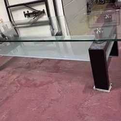 Sturdy, Strong  Glass Table 2ftx6ft