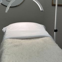 CosmoGlo XL Light Bundle + Phone Clip