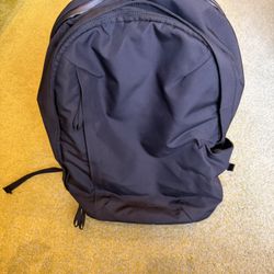 Moment Backpack 21L