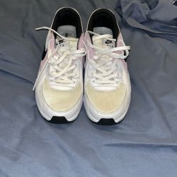 Black And Pink Nike Air Maxs
