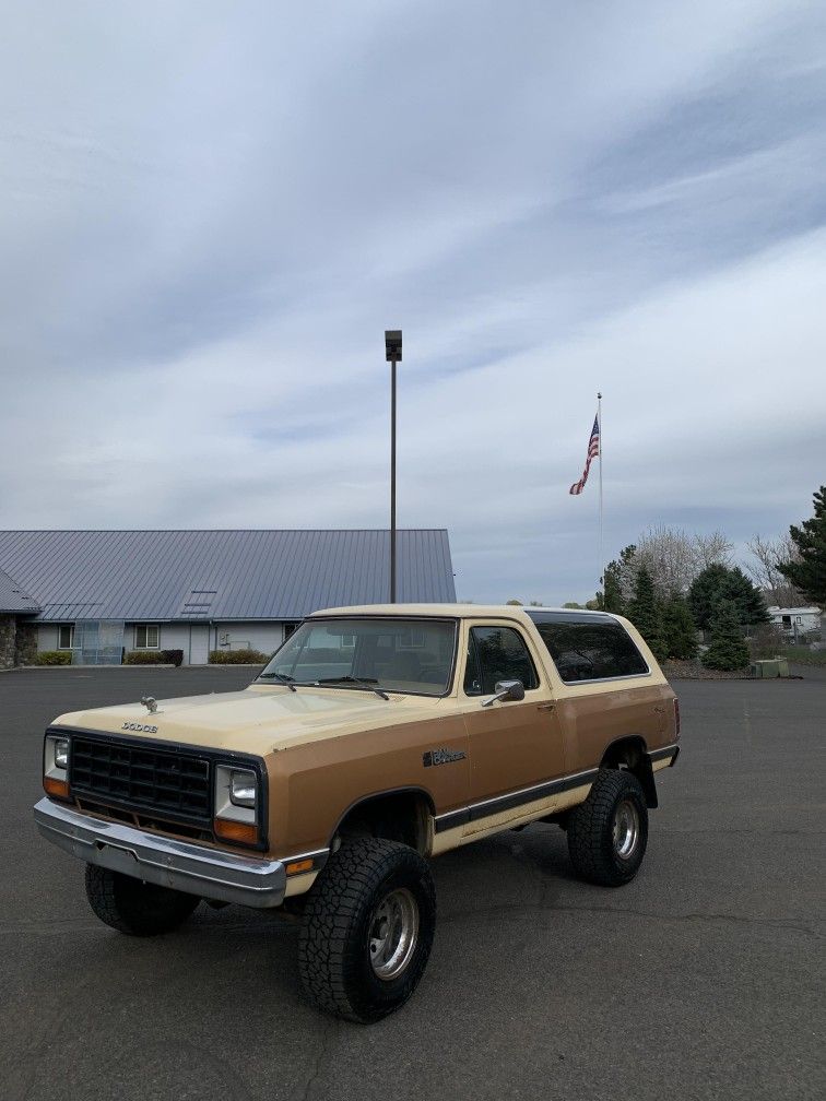1985 Dodge RAM Charger