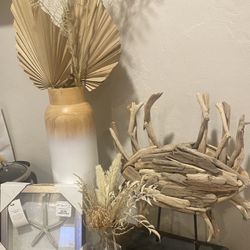 Beige Coastal Decor