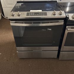 GE Glass Top Electric Slide In Stove