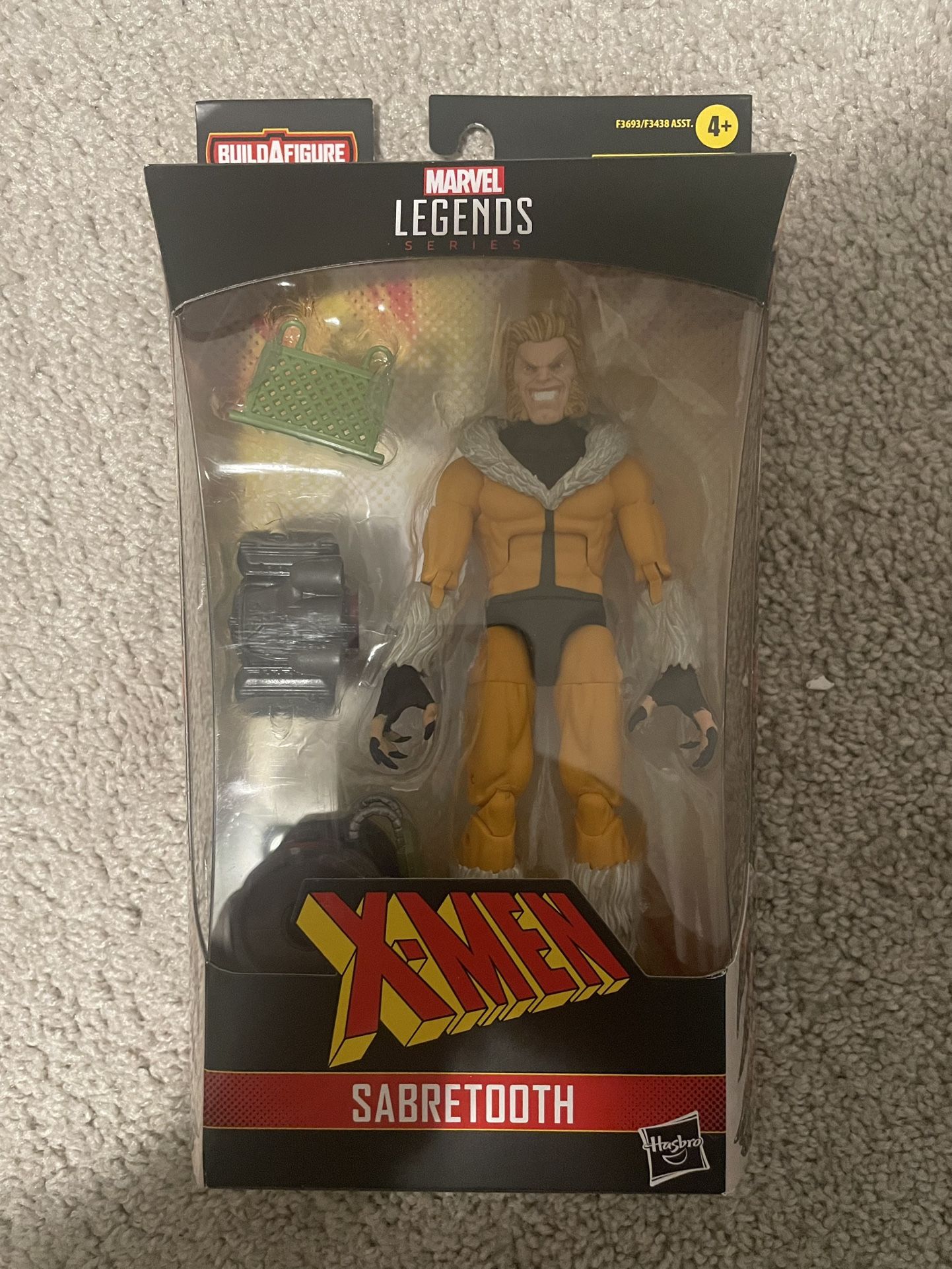 Marvel Legends Series - Sabretooth Action Figure