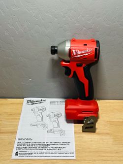 MILWAUKEE M18 COMPACT IMPACT DRIVER