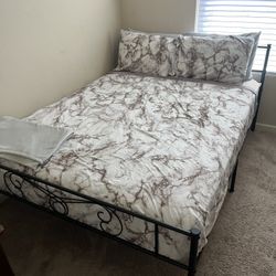 QUEEN MATTRESS -ONLY 