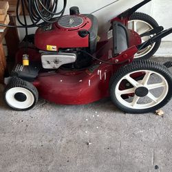  Briggs Stratton Lawnmower