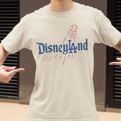 DisneyLAnd T-shirt 