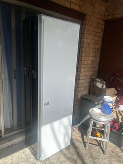 LG styler Smart steam closet