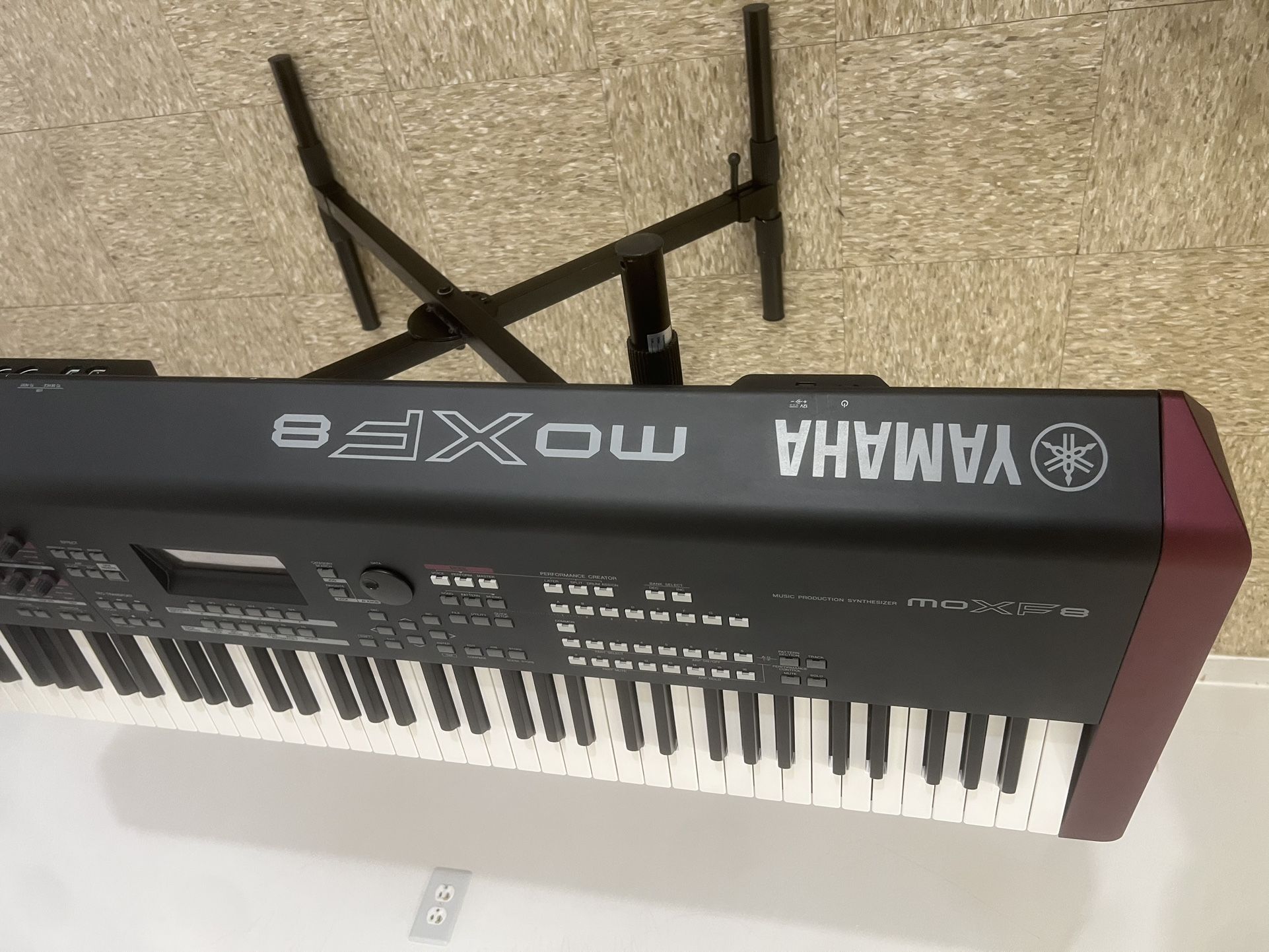 YAMAHA MOXF8 88 Keys.