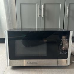 Microwave 0.9 cu ft.
