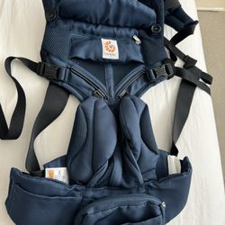 Ergobaby Carrier With Removable Drool/teething Cloth Pad