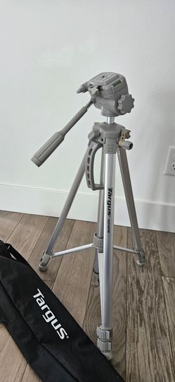 Targus camera tripod