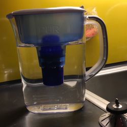 Pur 7-cup water Filtration.