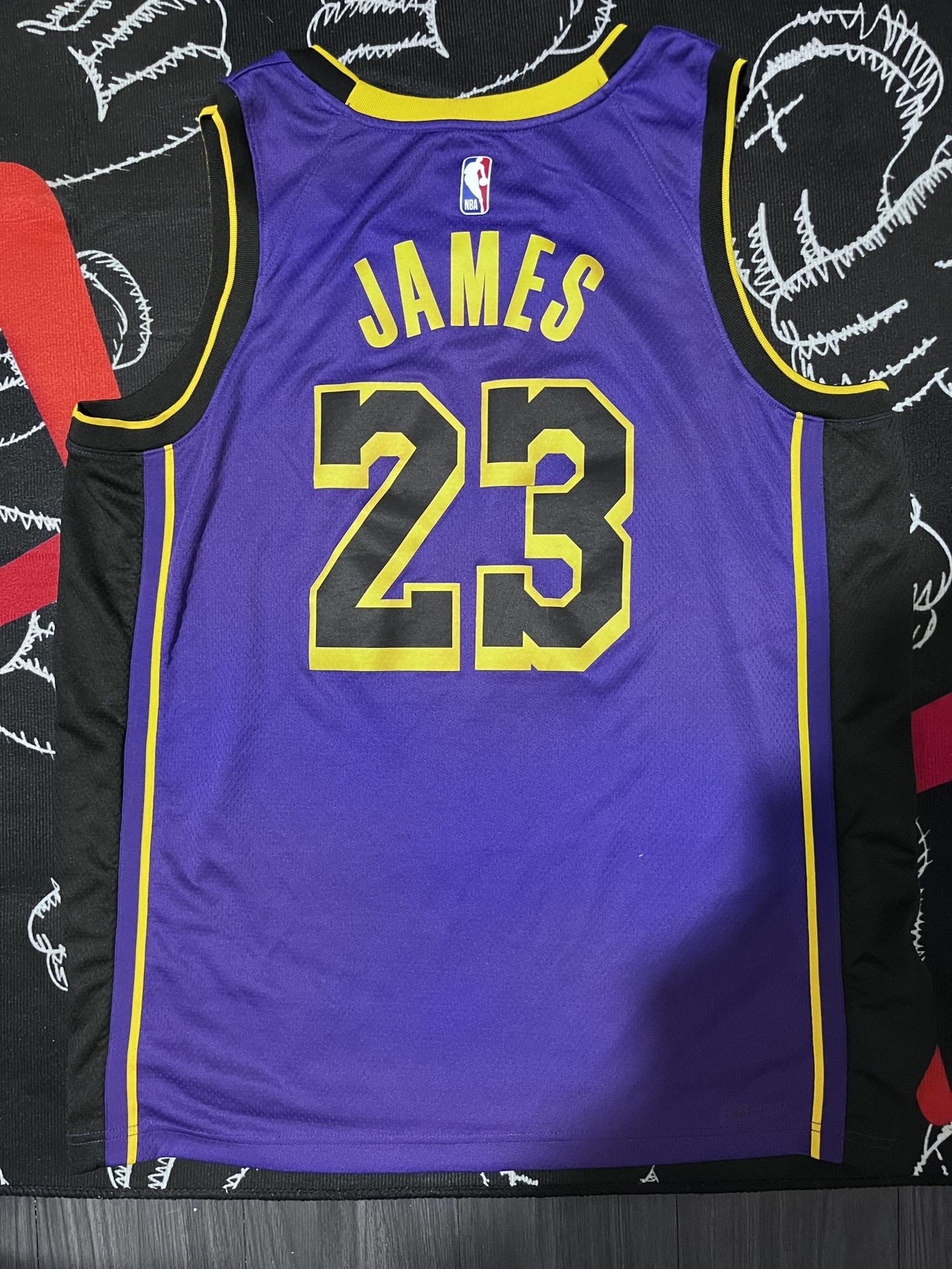 Nike LeBron James Jersey (statement Edition) XL