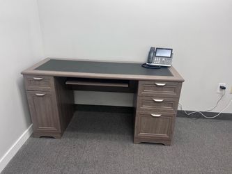 Beautiful office desk