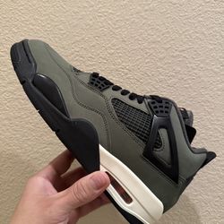 Jordan 4”Undefeated”$330