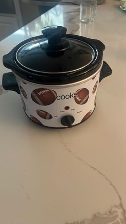 Small crockpot.