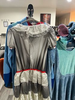 Costume