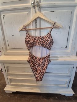 Brand new Swimsuit!!! Womens size Small
