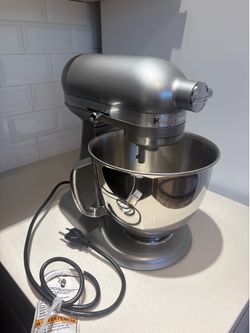 KitchenAid Artisan Mini 3.5-Quart Tilt-Head Stand Mixer (Contour Silver)