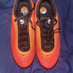 Nike Air Max Dn Size 9.5