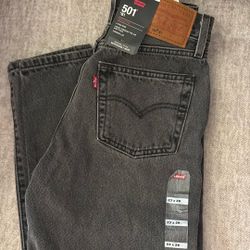 Women’s Levi’s 501 ‘81