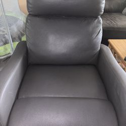 Recliner 