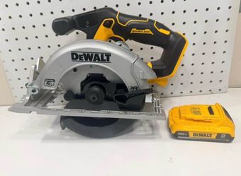 DeWalt 20V XR Brushless Circular Saw with Battery