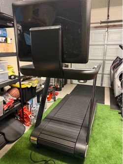 Peloton Tread+ 2019 Peloton Treadmill Plus As Is Not Working Properly