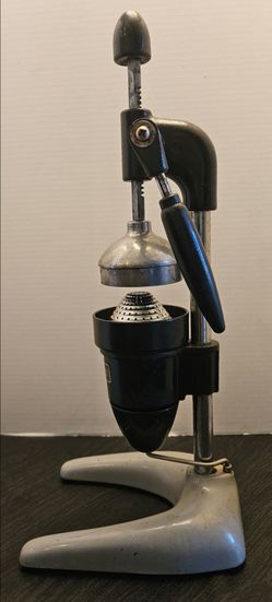 Hamilton Beach Commercial Citrus Juicer model #932