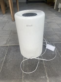 Levoit True HEPA Air Purifier – Vista 200