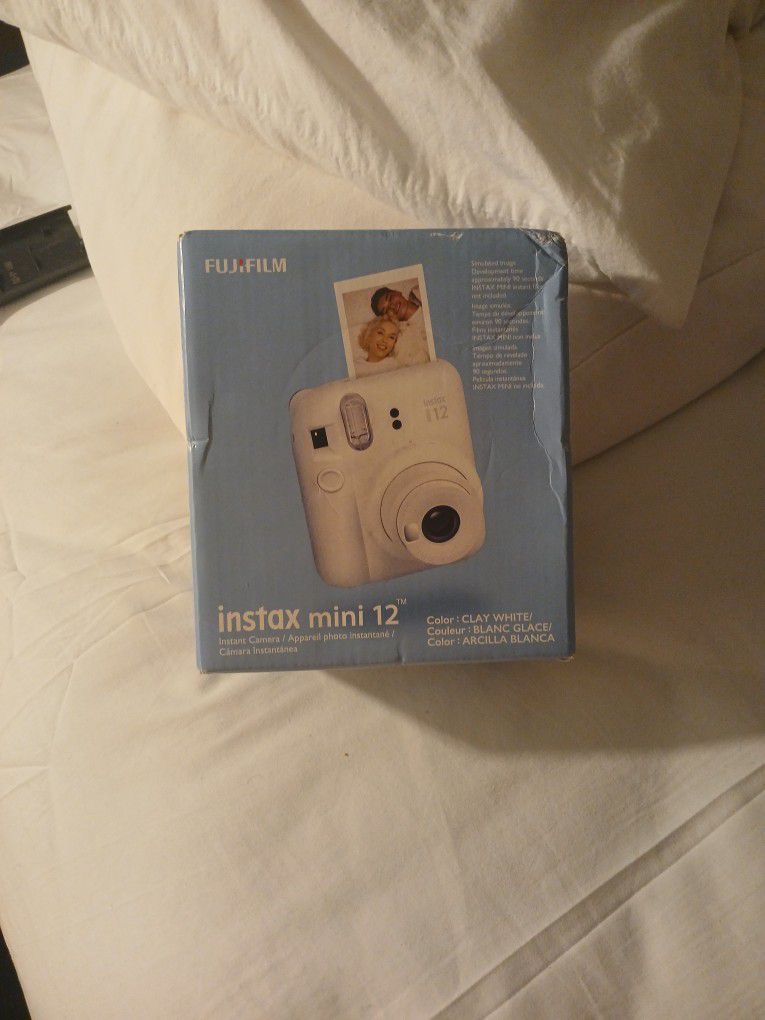 Instax Mini 12 White Camera